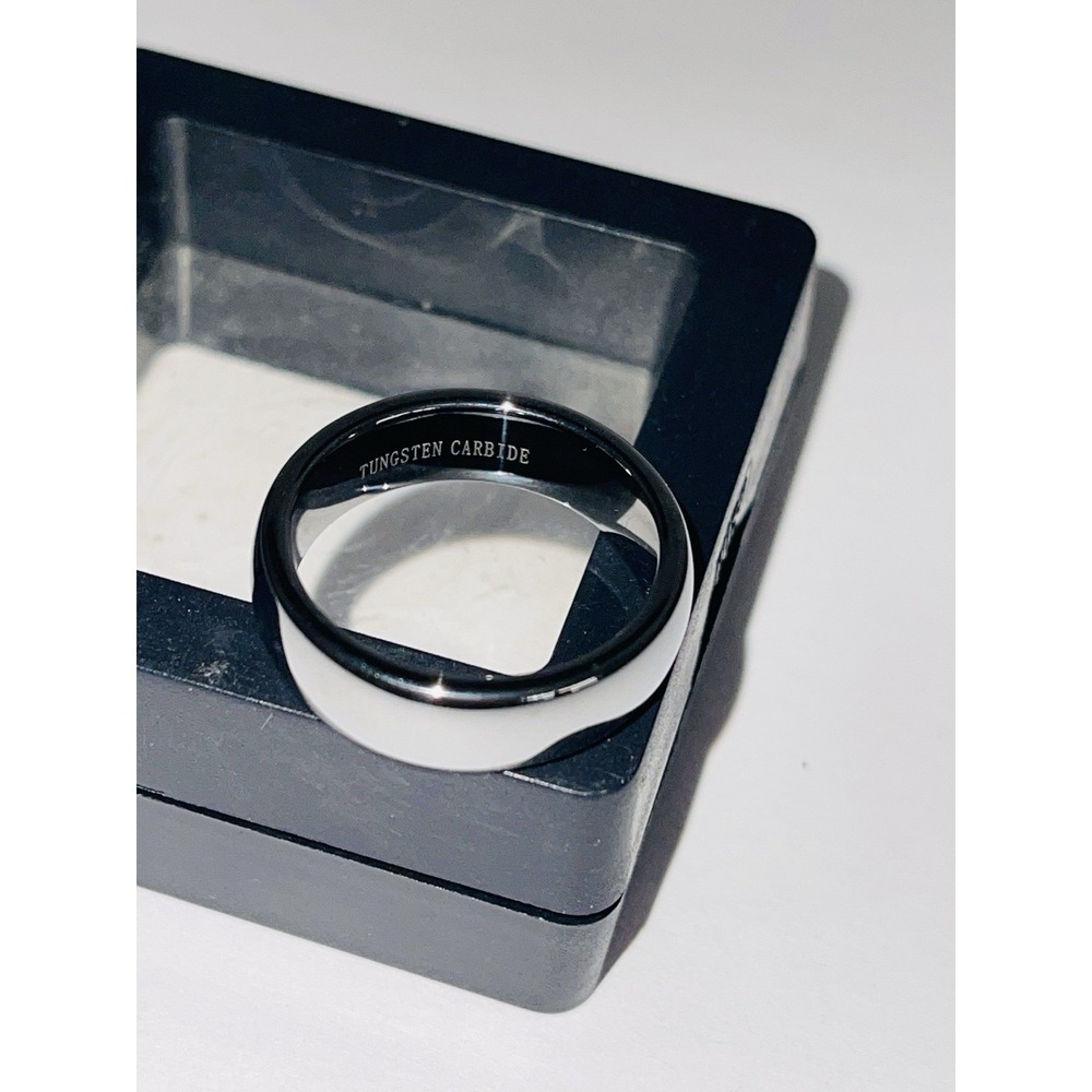 Men's / Unisex Tungsten Carbide 8.5 Comfort Fit Polish Band Ring w/ Case